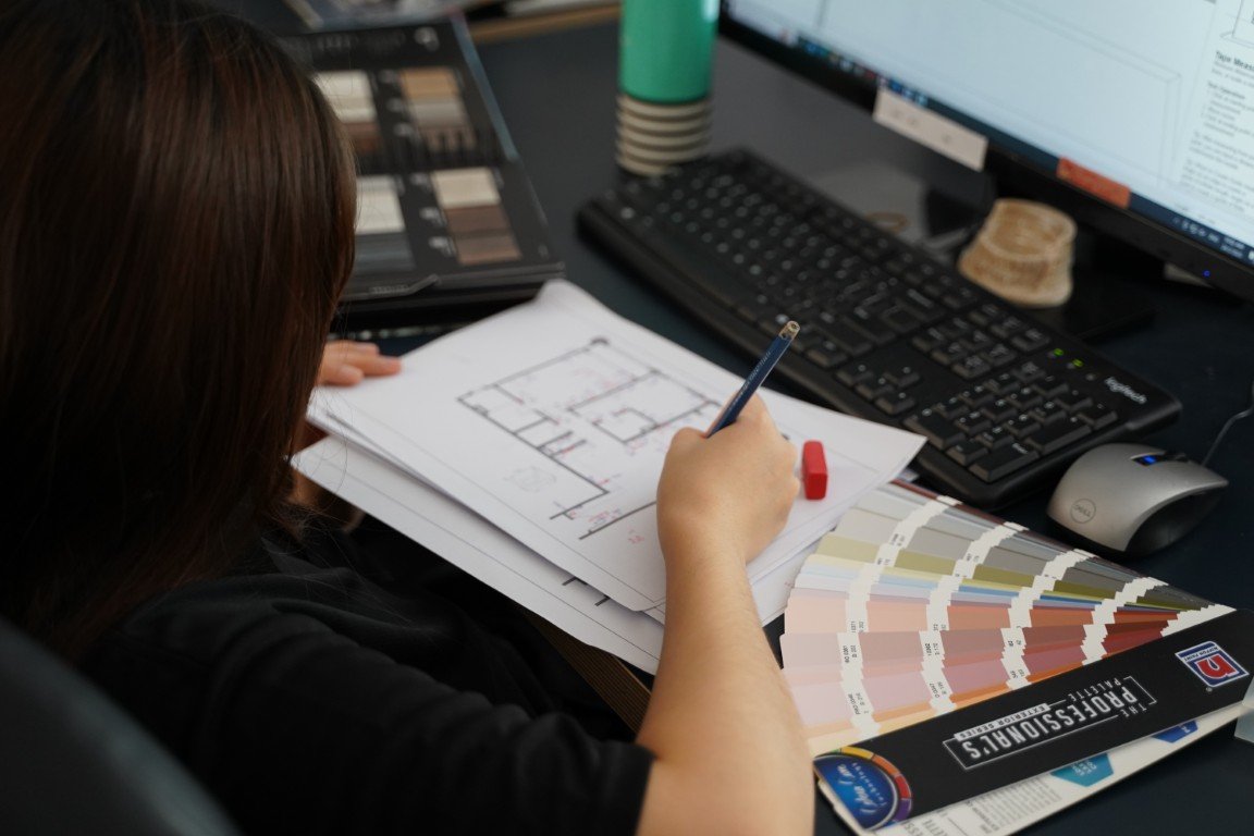 What Is the Difference Between Interior Designer and Interior Architect?